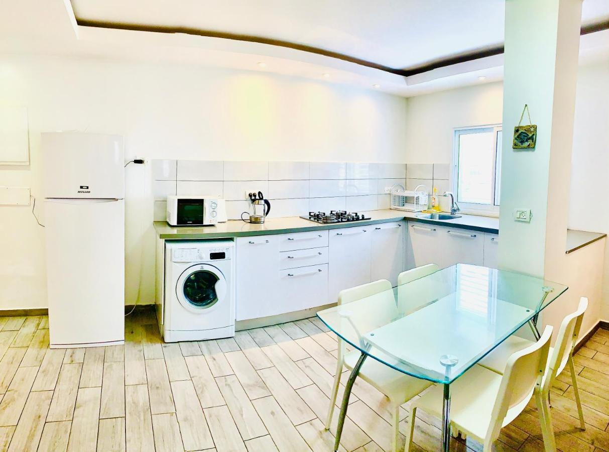 Royal Lea Apartmens 内坦亚 外观 照片