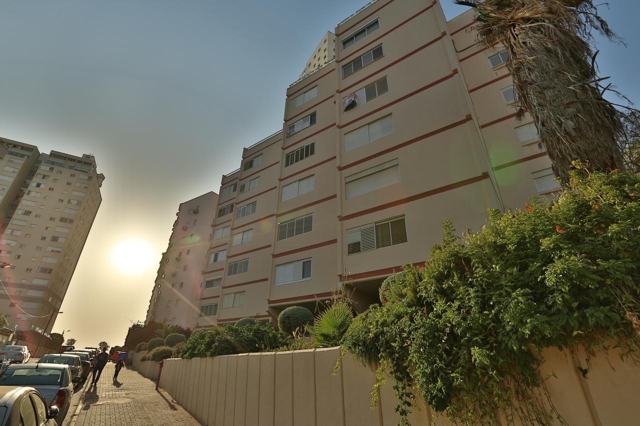 Royal Lea Apartmens 内坦亚 外观 照片