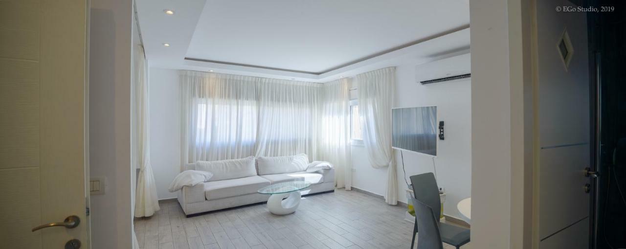 Royal Lea Apartmens 内坦亚 外观 照片