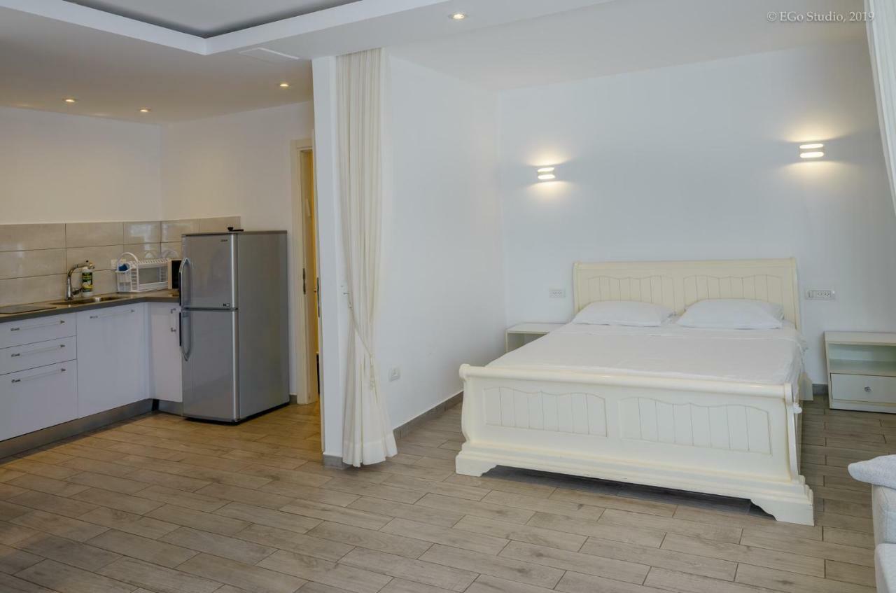 Royal Lea Apartmens 内坦亚 外观 照片